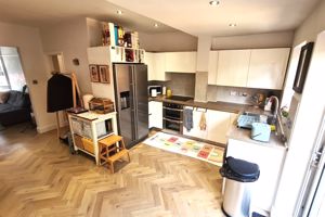 Kitchen- click for photo gallery